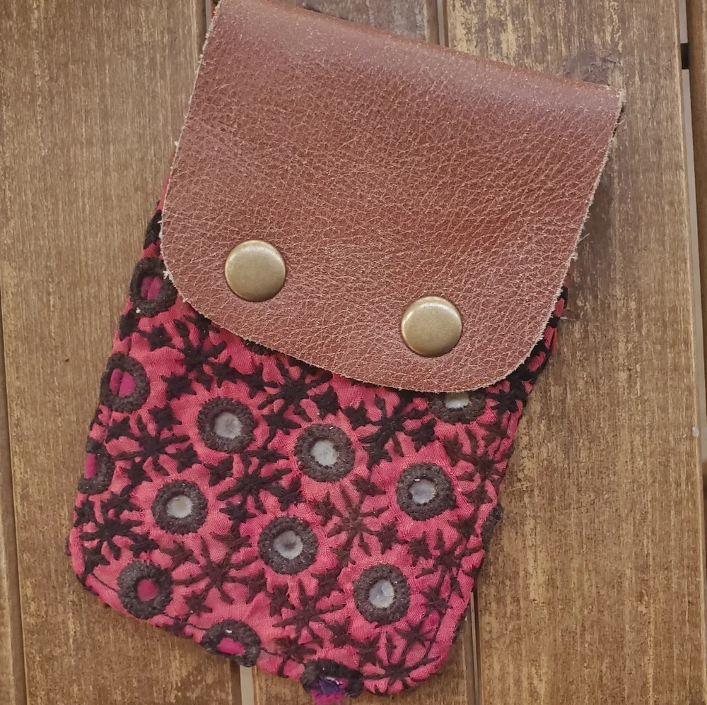 🍄🪬 Free People Boho Embroidered Repurposed vtg banjara hippie Wallet card case